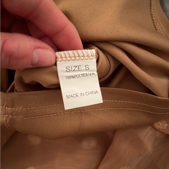 Lace Trim Dot Tank🖤 - Picture 6 of 8